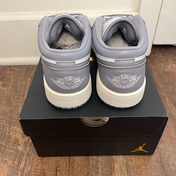 Nike Air Jordan 1 Low Vintage Stealth Grey/White Sneakers Size 6Y/7.5W - Picture 6 of 10